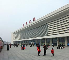 信陽市高鐵東站鋁單板項目